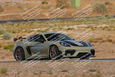 media/Jun-01-2025-CalClub SCCA (Sun) [[eae223c5dd]]/Group 1/Track Event 5/